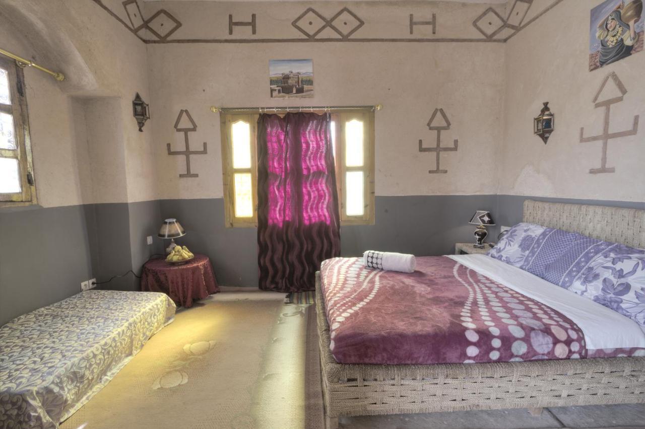 Maison Restaurant Amazigh Annex Ait Ougliff Buitenkant foto